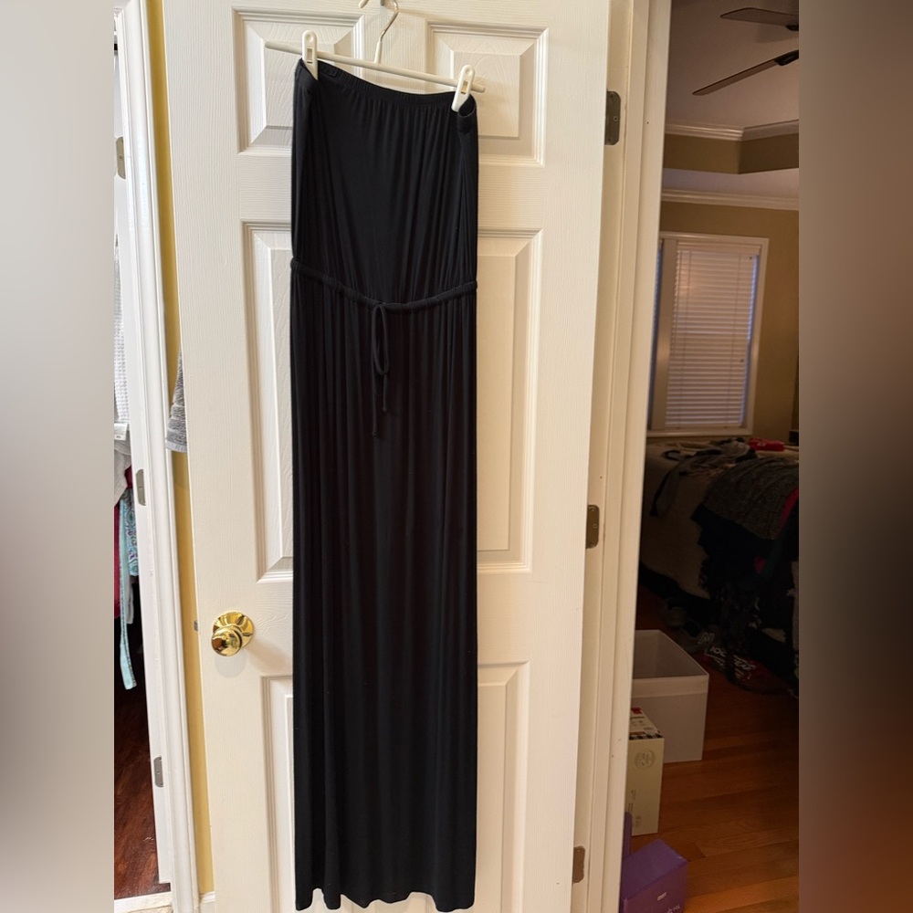 Old Navy Black Drawstring-Waist Maxi Strapless Dress. Size L.